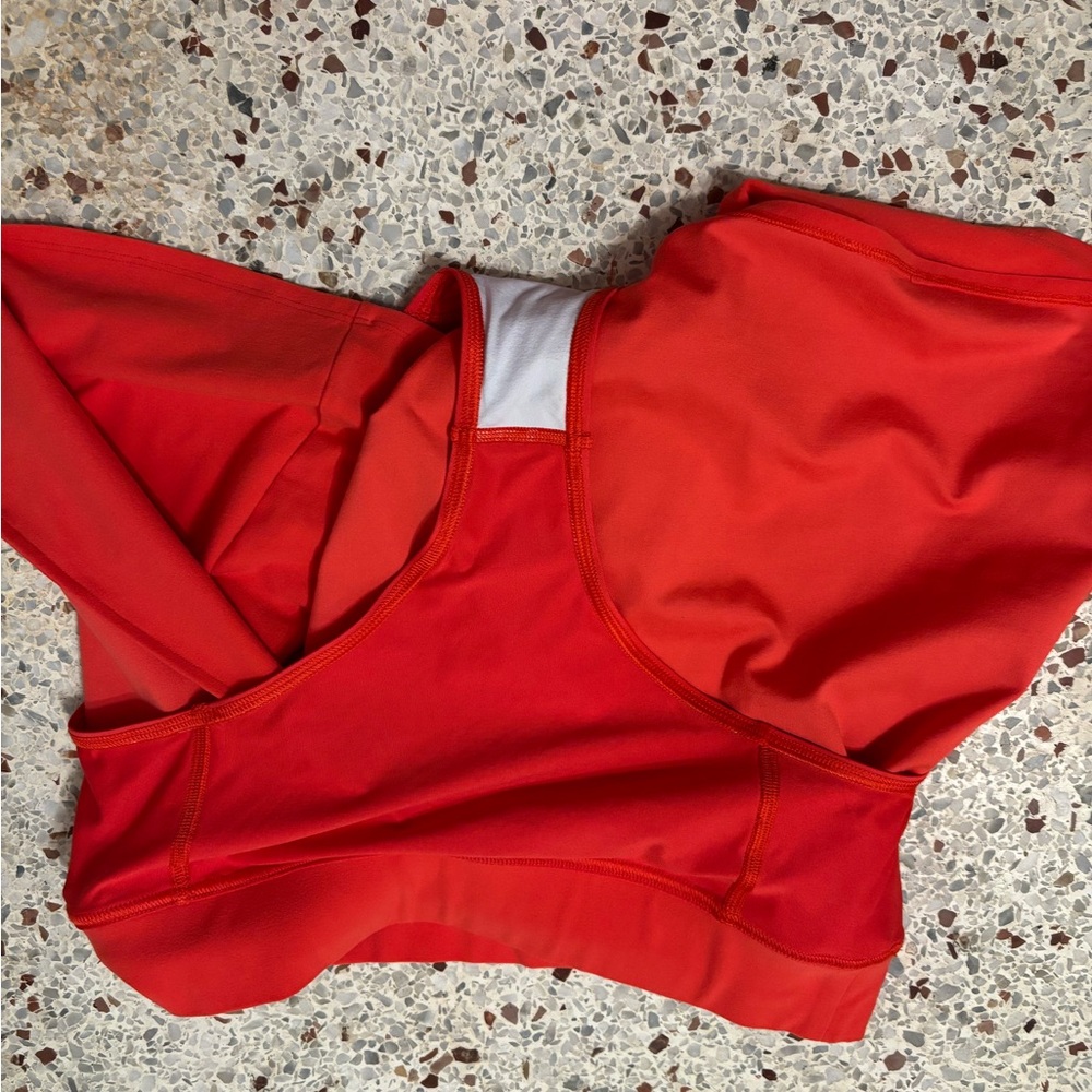 Alo Yoga Women's Alosoft Backspin Skirt in a bright red medium - Picture 8 of 9